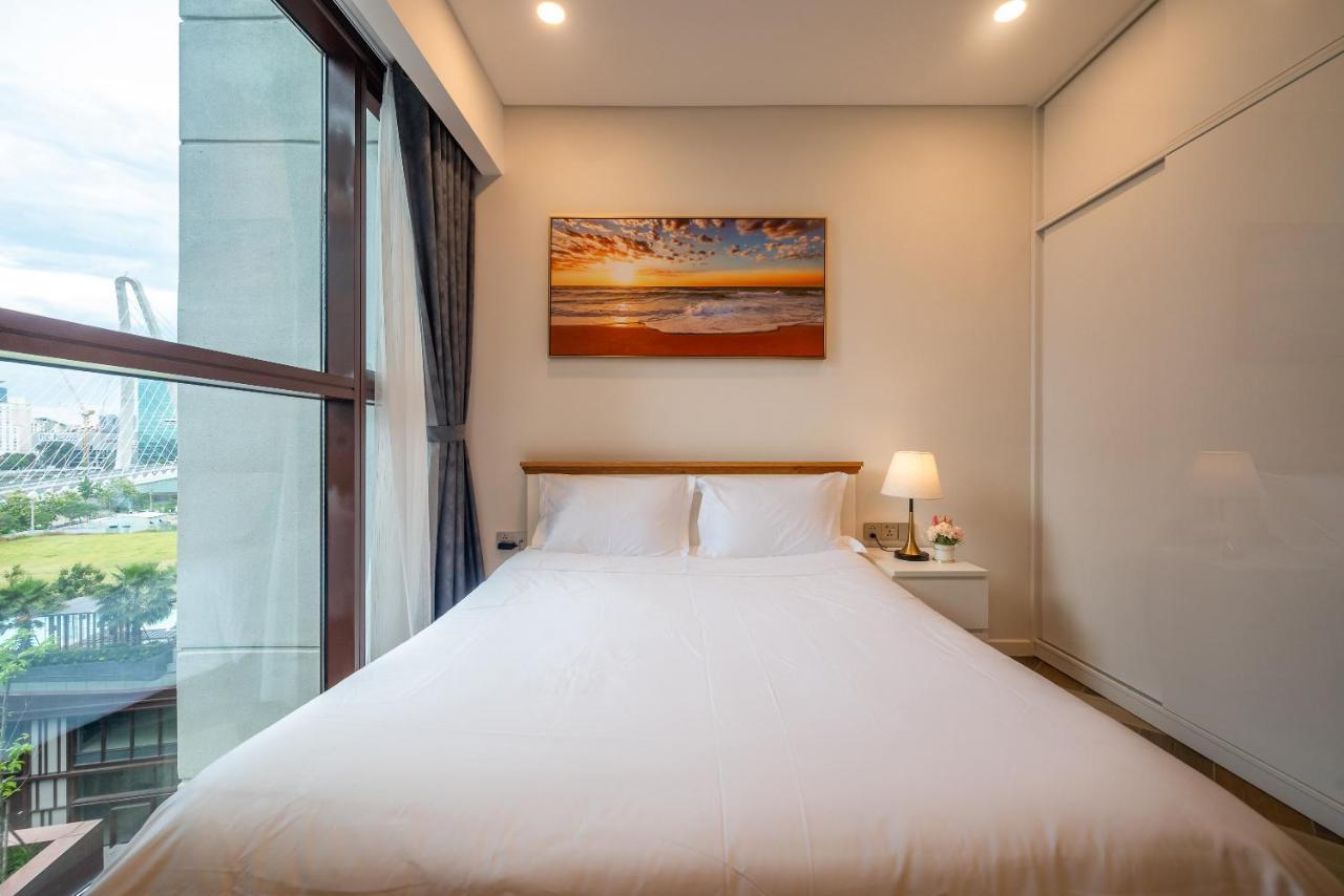 Metropole Thu Thiem Luxury Apart Complex-sy's *